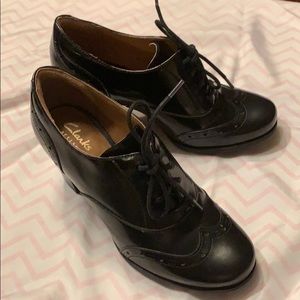 Clark’s Black Chunky Heel Oxford